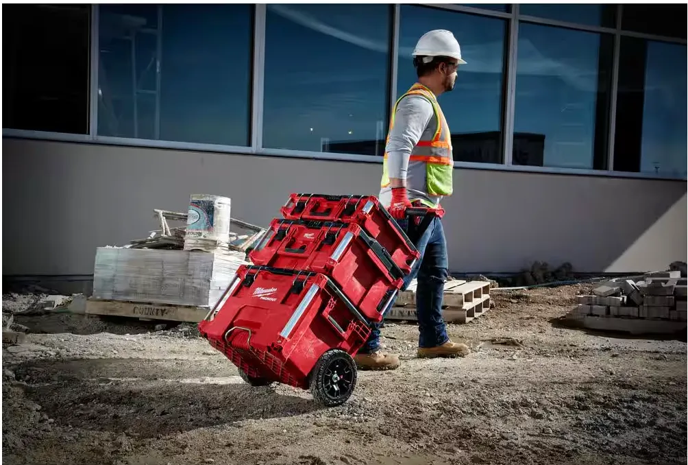 48-22-8426 Milwaukee PACKOUT Rolling Tool Box