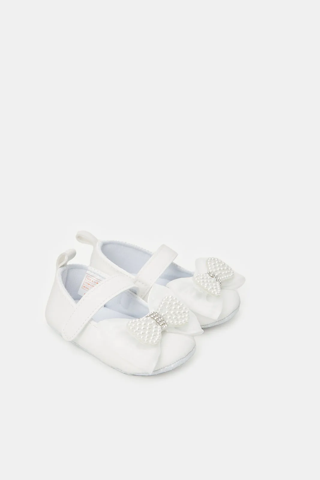 Babies White Pearl Pram Shoe With Headband Set (2 Piece)