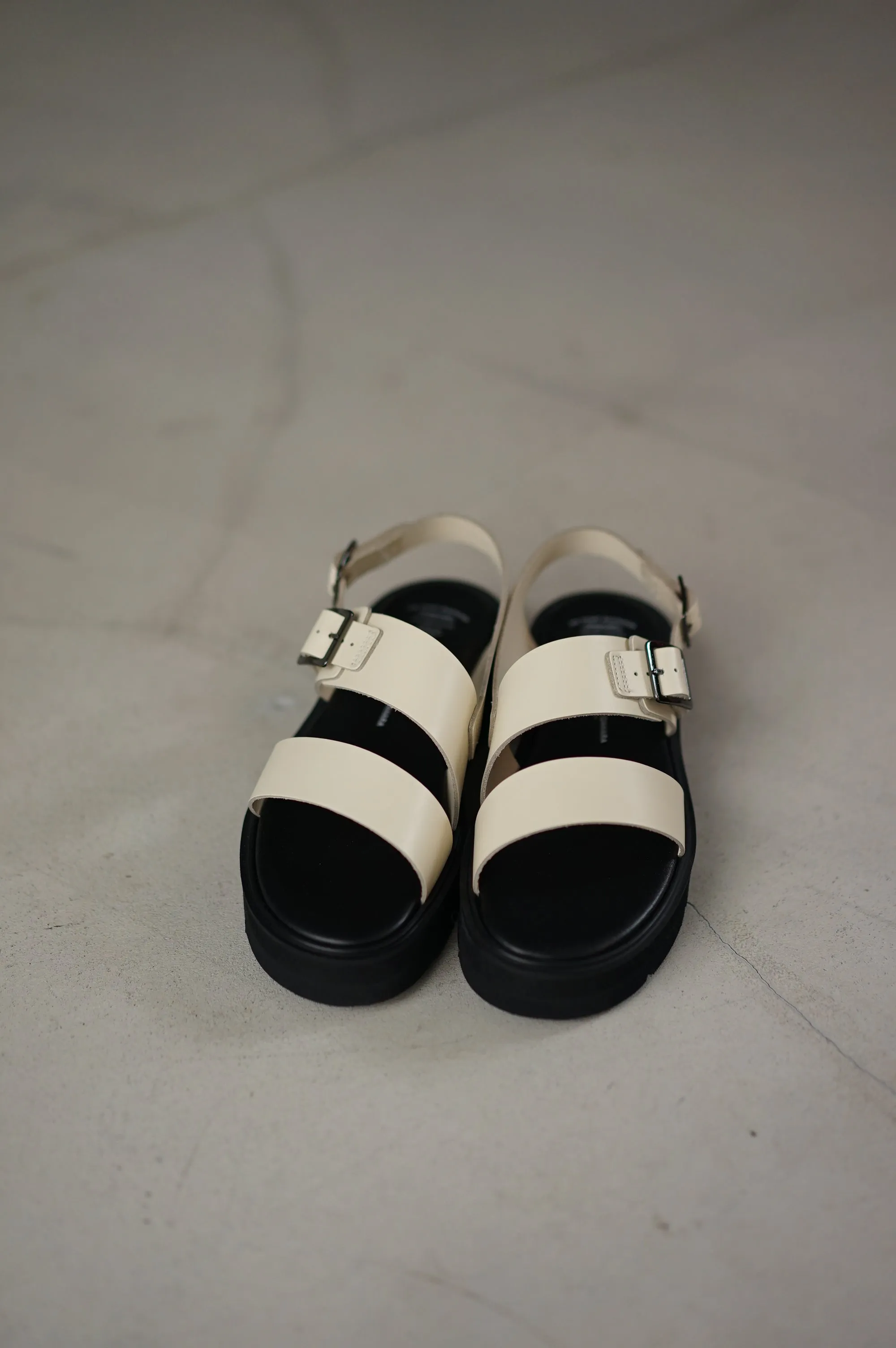 BEAUTIFUL SHOES / S.S. BELT SANDALS(GLOXI CUT  THICK SOLE)