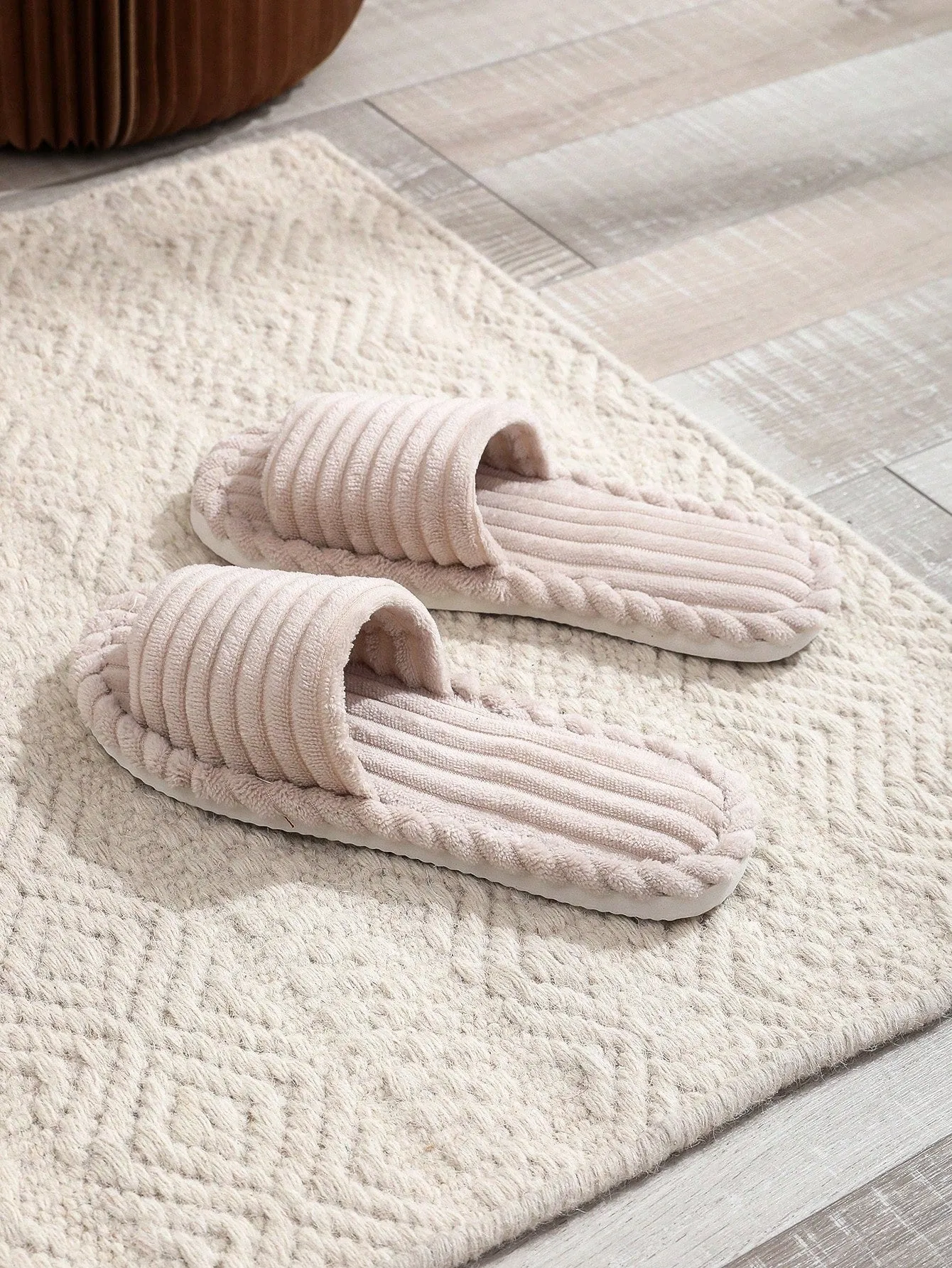 Beige Striped Velvet Open Toe Slippers For Autumn/winter, Both For Men & Women As Couple Slippers, Also As Indoor Slippers With Warm Lining