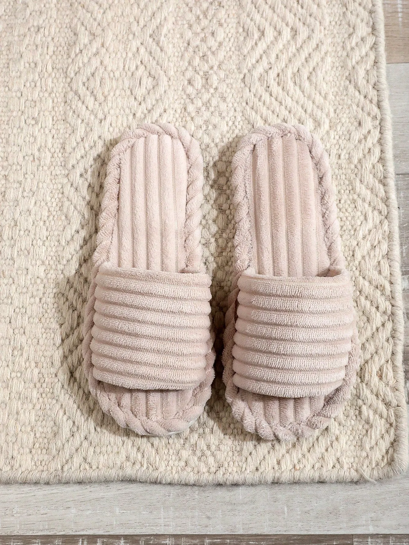 Beige Striped Velvet Open Toe Slippers For Autumn/winter, Both For Men & Women As Couple Slippers, Also As Indoor Slippers With Warm Lining