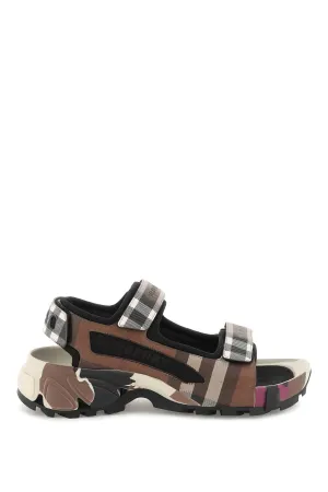 Burberry 'arthur check' sandals