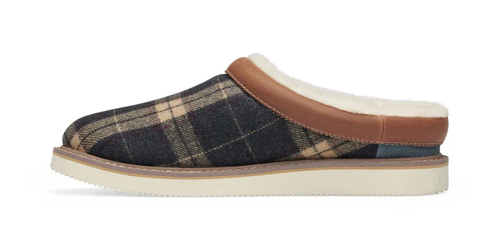 Cozy Vibe Slipper Sm Plaid in Navy by Sanuk