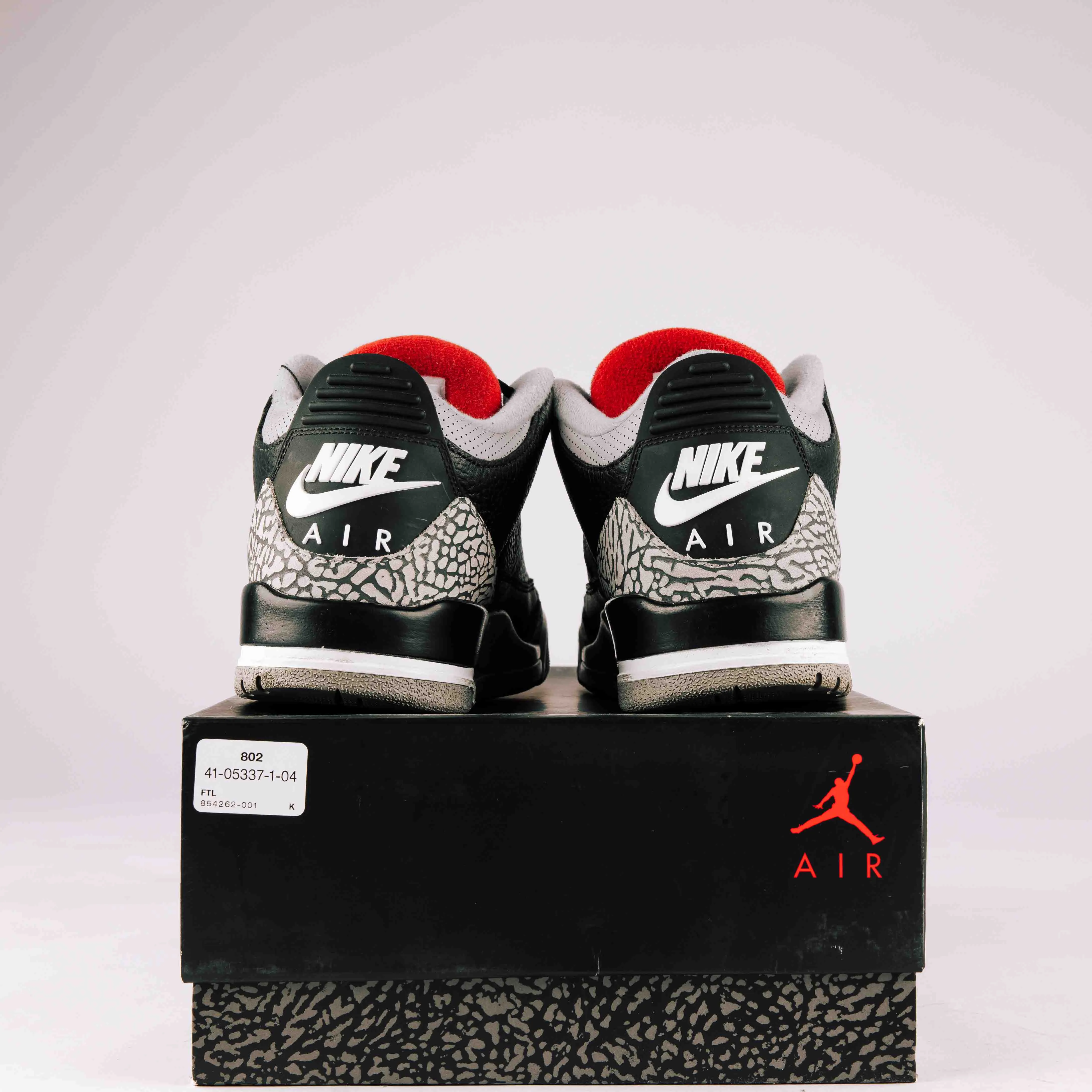 Jordan 3 Retro Black Cement (2018) - Used - 0179