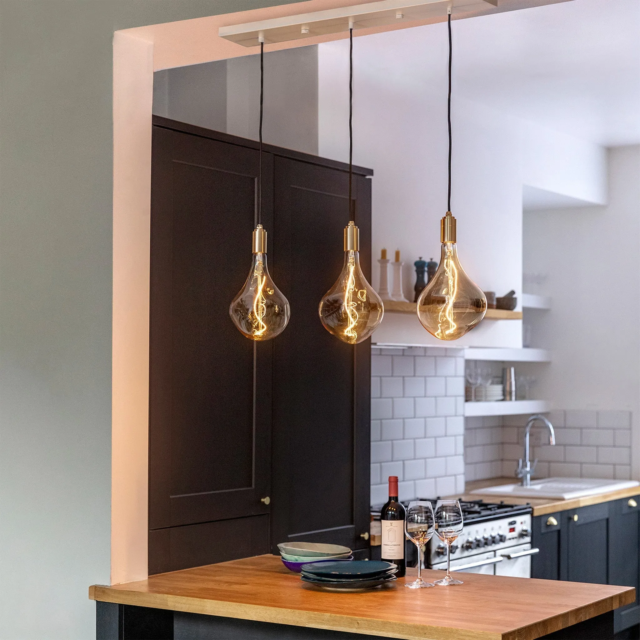 Linear Triple Pendant in Brass