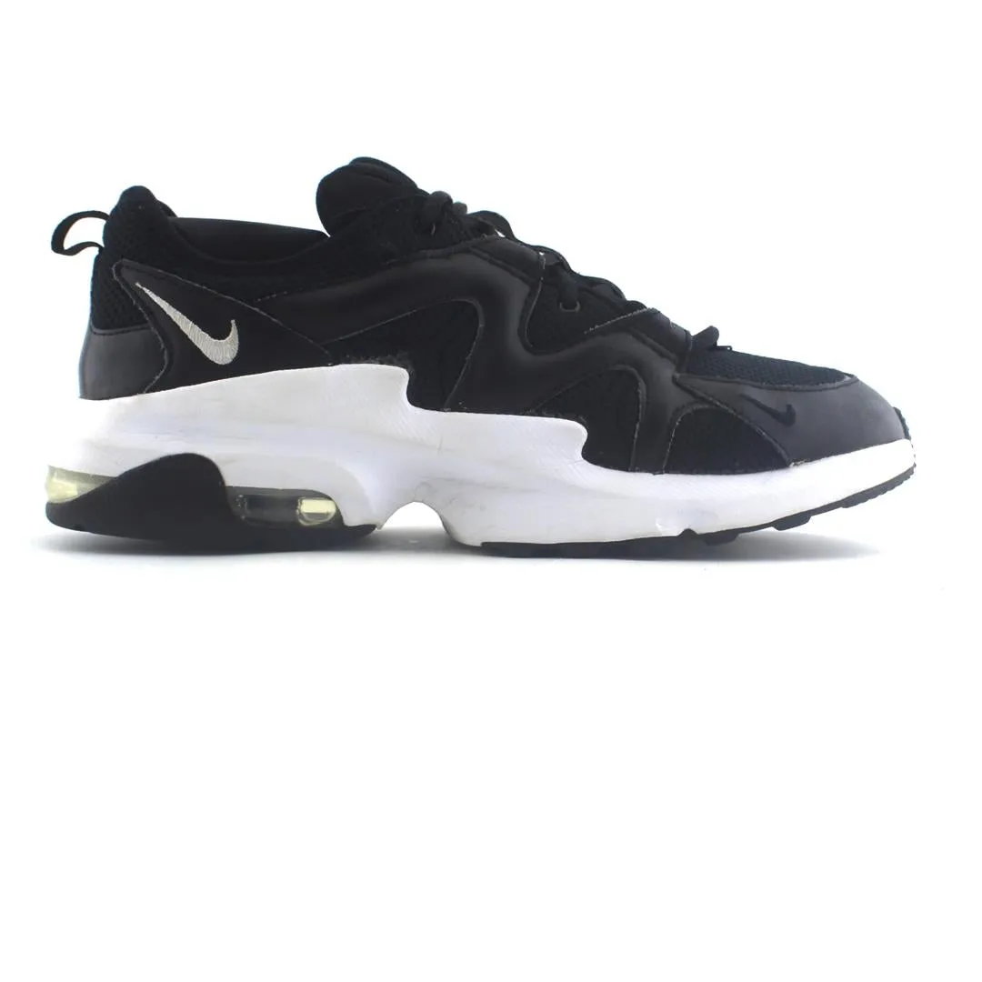 NIKE AIR MAX GRAVITON