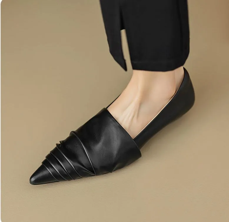 Pleated Pointed Toe Low Heel Shoes