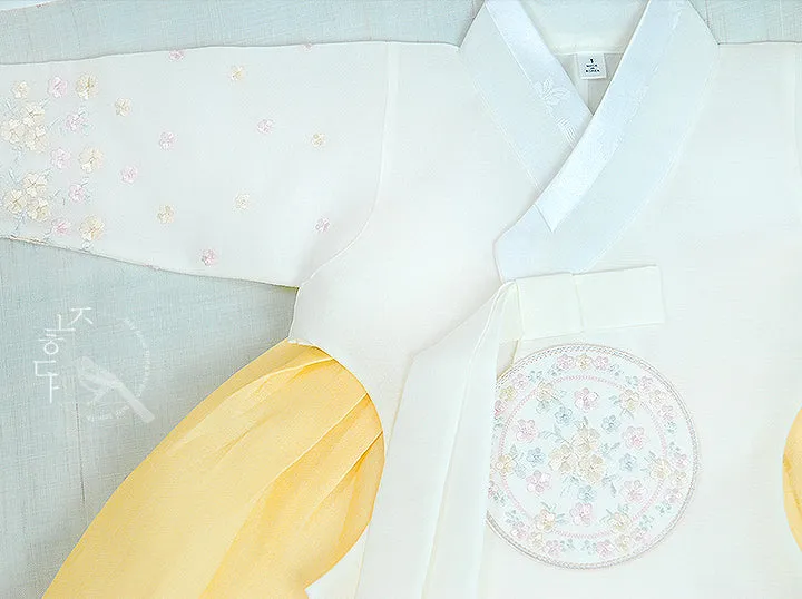 Tiny Wild Flower Baby Girl Hanbok in Lemon