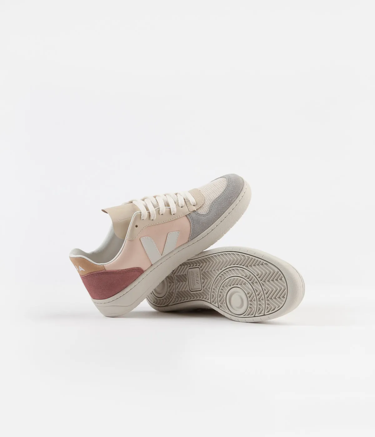 Veja Womens V-10 Leather Shoes - Multicolour / Nude