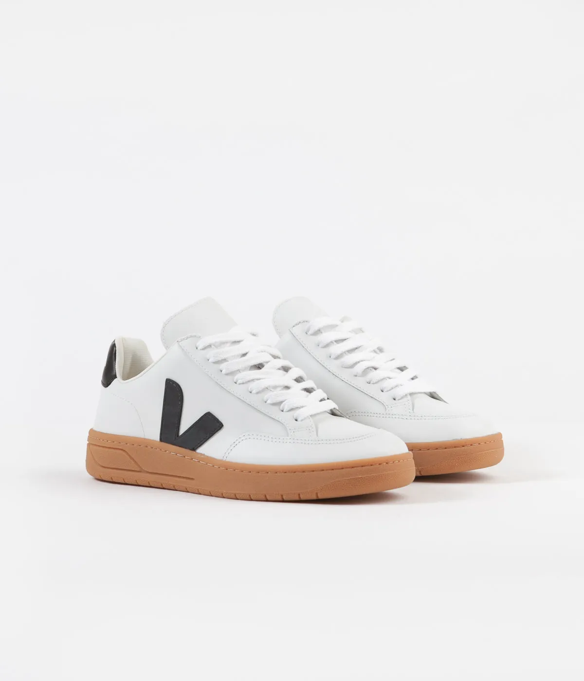 Veja Womens V-12 Leather Shoes - Extra White / Black / Natural