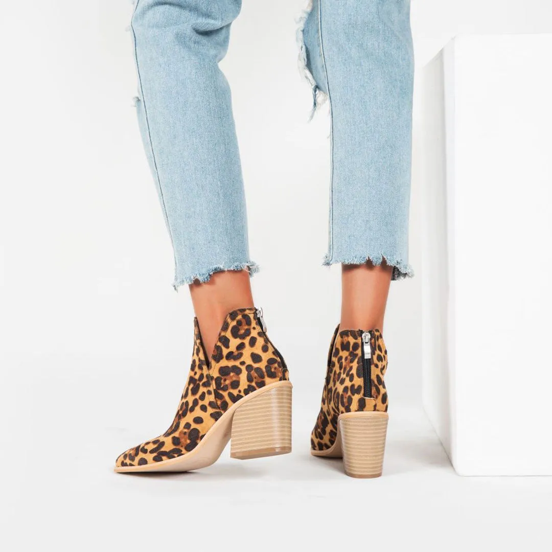 Wild Pointed Toe Notch Trim Chunky Heel Suede Ankle Boots - Leopard